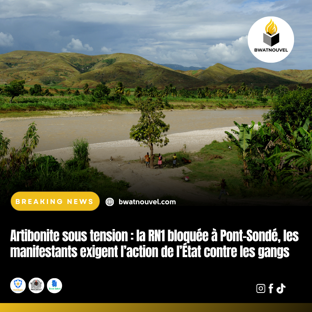 RN1 bloquée à Pont-Sondé, protestation contre les gangs en Haïti.